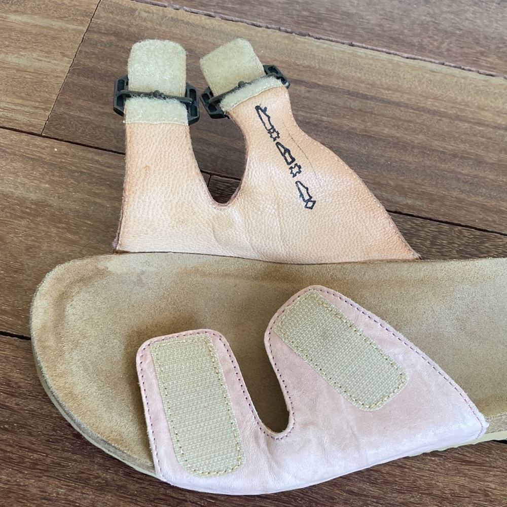 Think! Leather Metallic Slides with Adjustable Straps - Picture 3 of 7